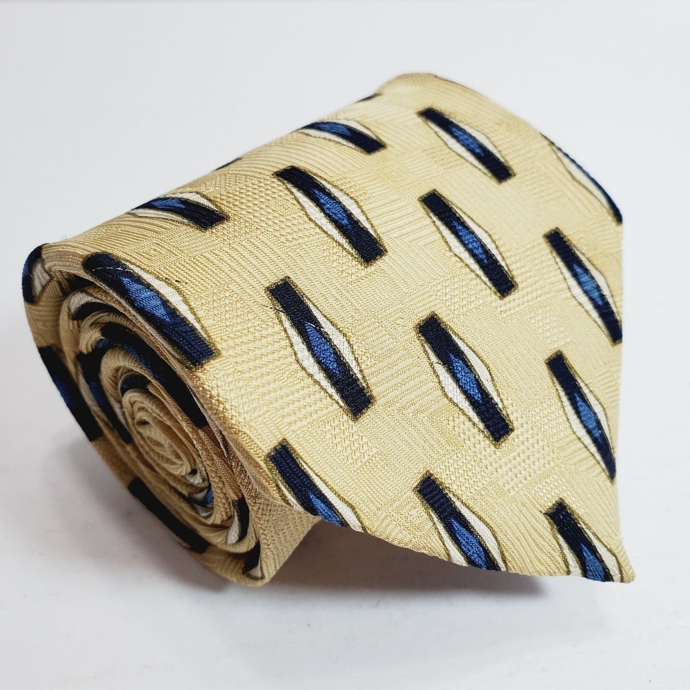 Oscar de la Renta  Necktie Gold Geometric Silk Neck Tie Made in the USA 58x4"